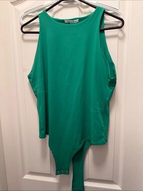 ReoRia Emerald Green Sleeveless Bodysuit Tank